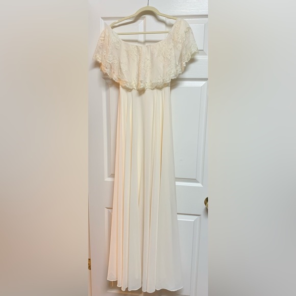Cream, off-the-shoulder dress, by Lulu’s, size XS - Picture 3 of 4